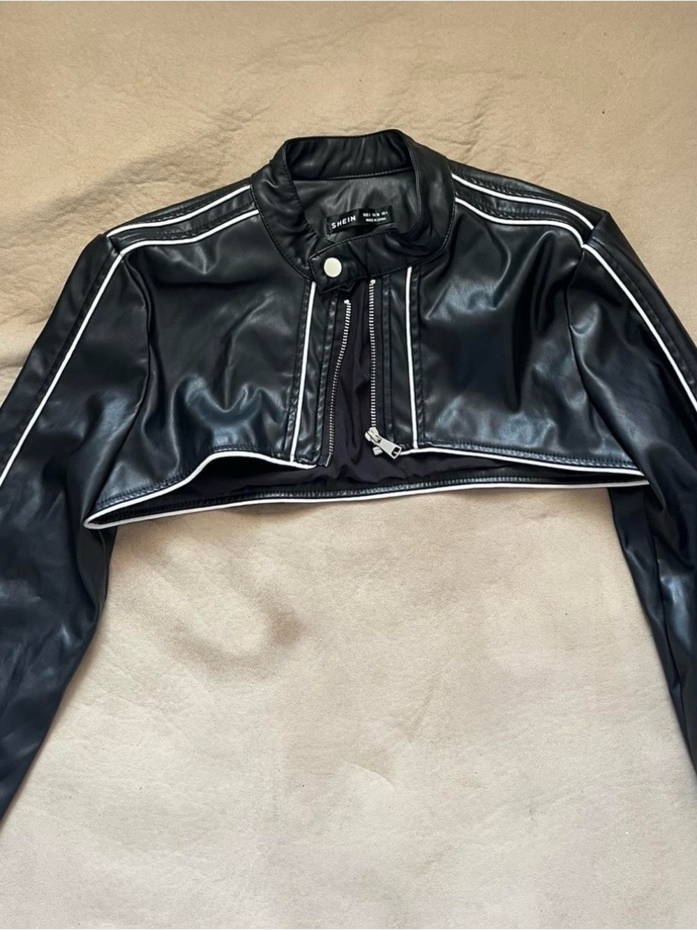 SHEIN Black Cropped Faux Leather Moto Jacket with White Piping